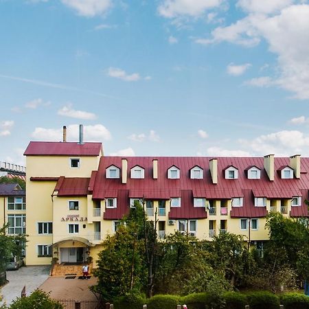 Arkada Sanatorium Hotell Truskavets Exteriör bild