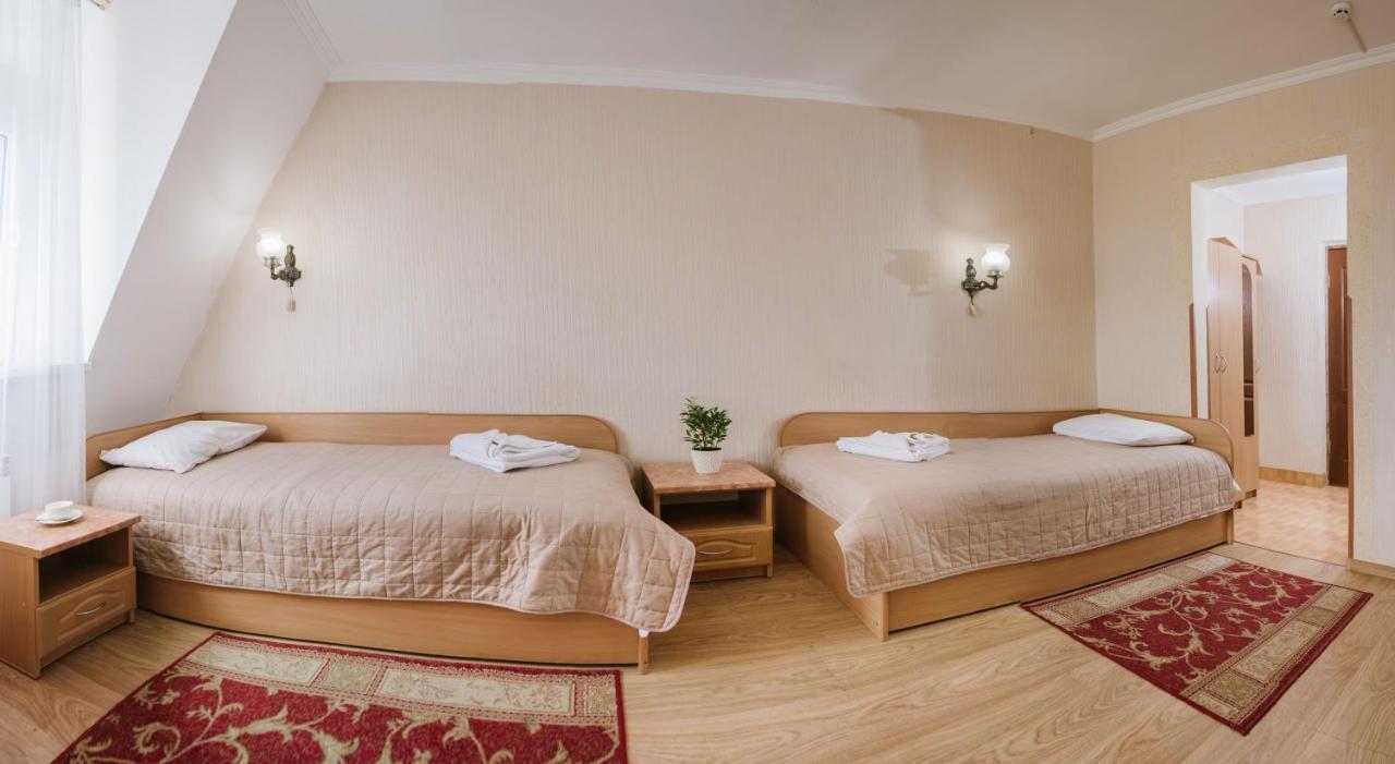 Arkada Sanatorium Hotell Truskavets Exteriör bild