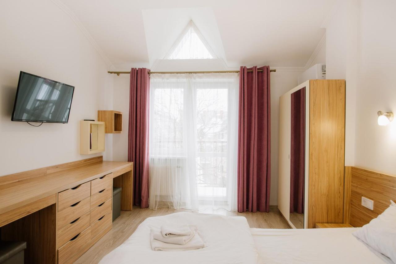 Arkada Sanatorium Hotell Truskavets Exteriör bild