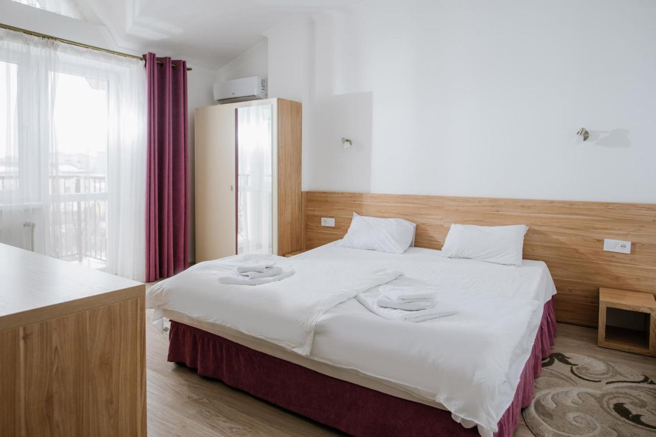 Arkada Sanatorium Hotell Truskavets Exteriör bild